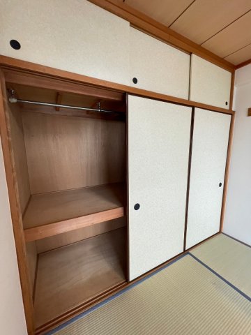 収納　※別号室参考写真です