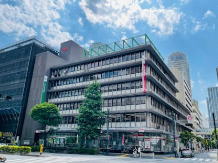 郵便局　芝郵便局（郵便局）まで257m