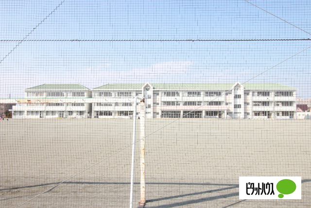小学校　伊勢崎市立宮郷第二小学校（小学校）まで856m