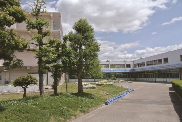 小学校　春日井市立岩成台小学校（小学校）まで180m