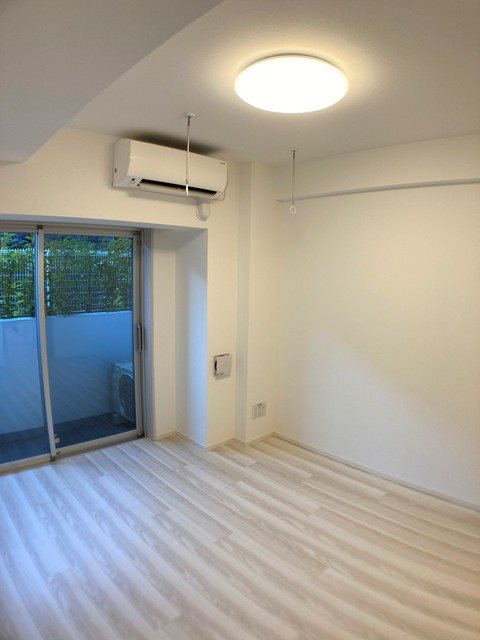 居室・リビング　内観1※別部屋参考写真