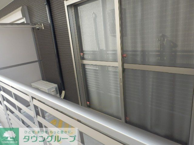 その他　防犯ガラス＆シャッター付き！