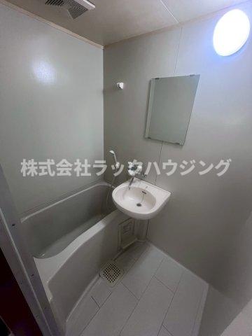 地下鉄谷町線 大日駅 徒歩19分 2階建 築35年の風呂写真
