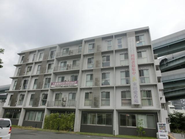 東田の愛香苑の外観写真