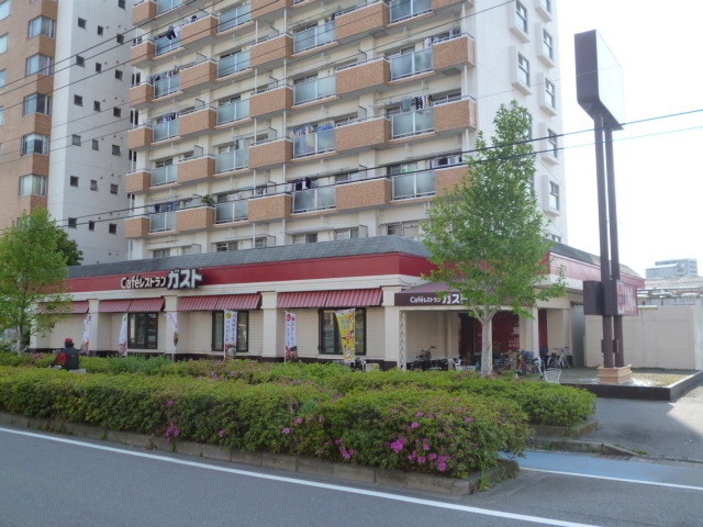 飲食店　ガスト川崎大島店（飲食店）まで599m