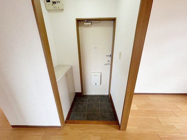 玄関　落ち着いた玄関です