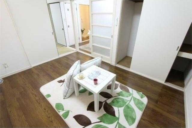 AMANDEの居間写真