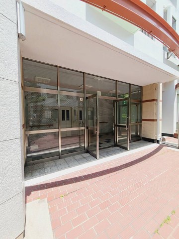 UR武庫川 3号棟の外観写真