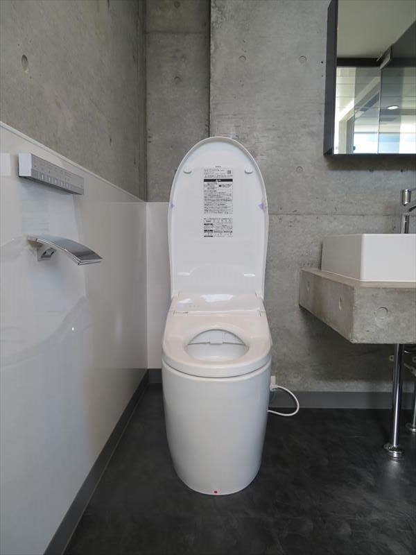 トイレ　同マンション別部屋