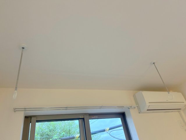 その他　★雨の日でも便利な室内物干しフック★