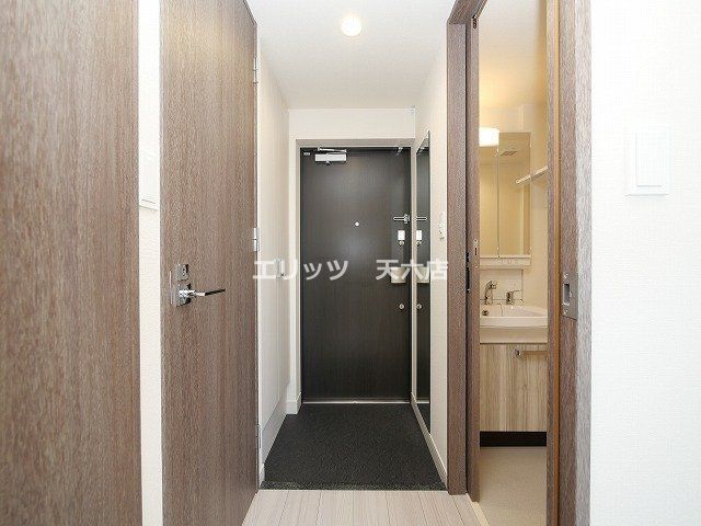 玄関　玄関