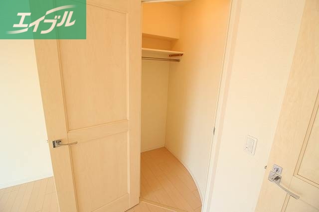 収納　※別部屋の写真です