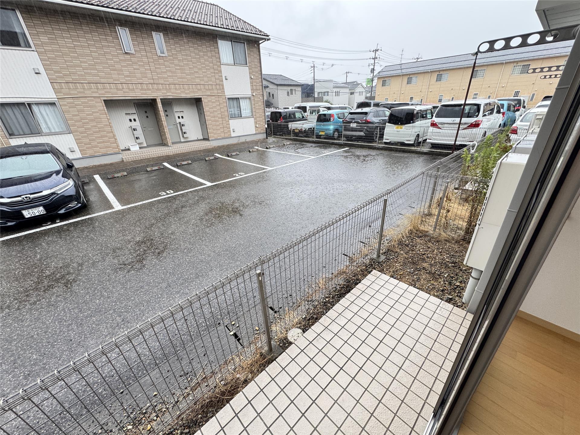バルコニー　洗濯物が干せます♪
