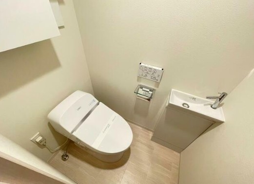 トイレ　※こちらのお写真は他部屋になり参考写真です※