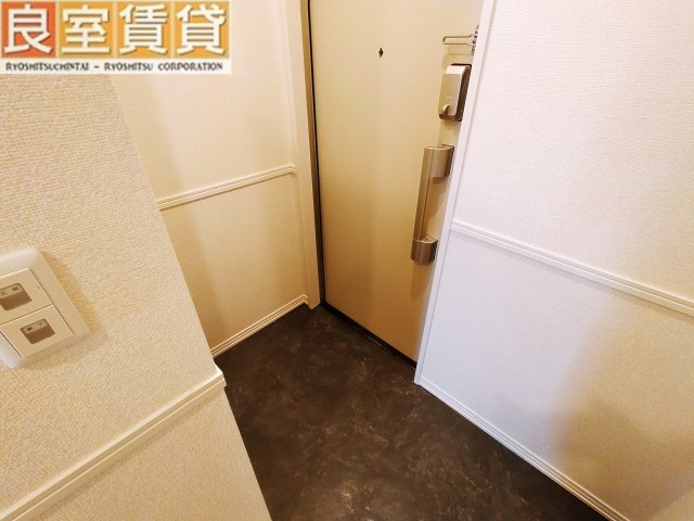 エトワール桜山IIの玄関写真