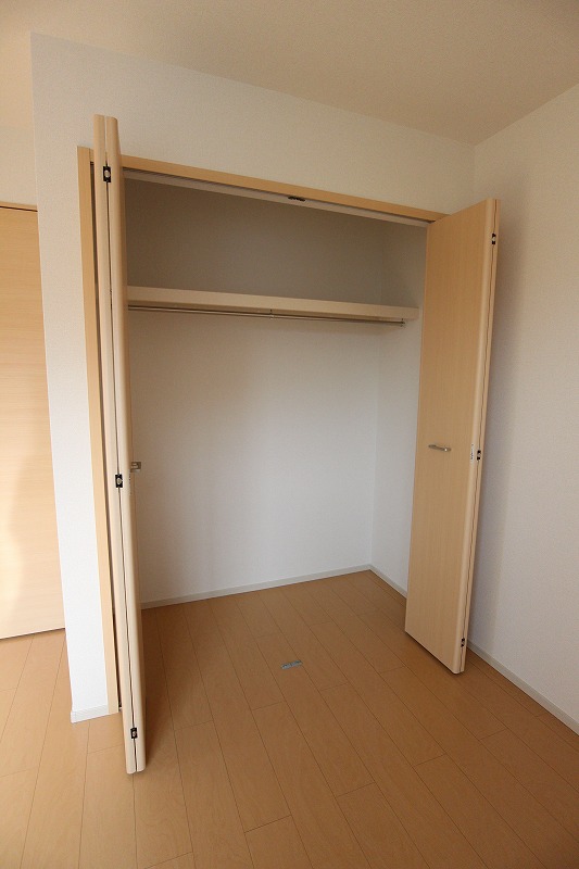 収納　写真は同型タイプです。