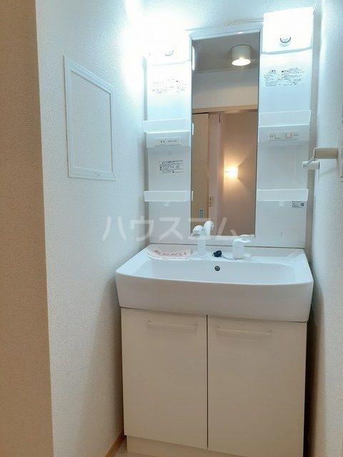 クリスマスローズDの内装写真