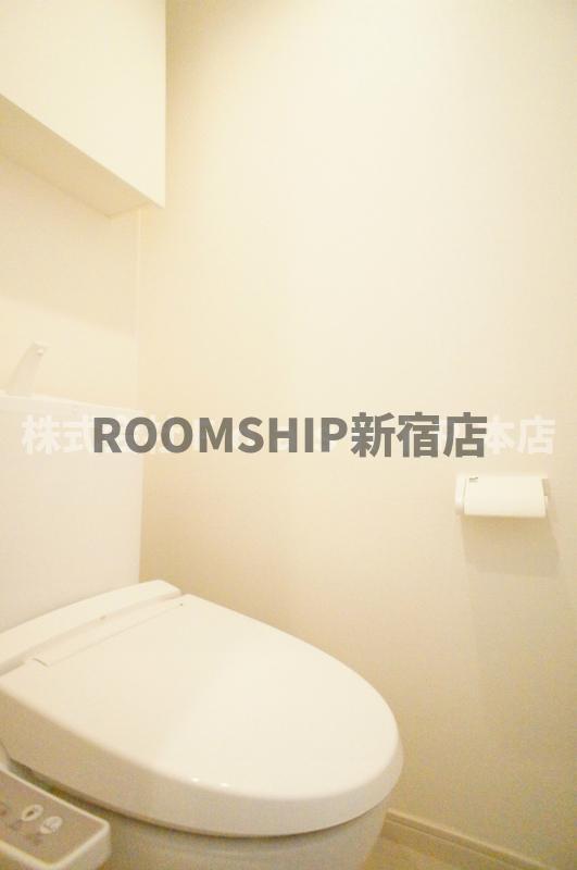 ＪＲ南武線 登戸駅 徒歩9分 3階建 築10年のトイレ写真