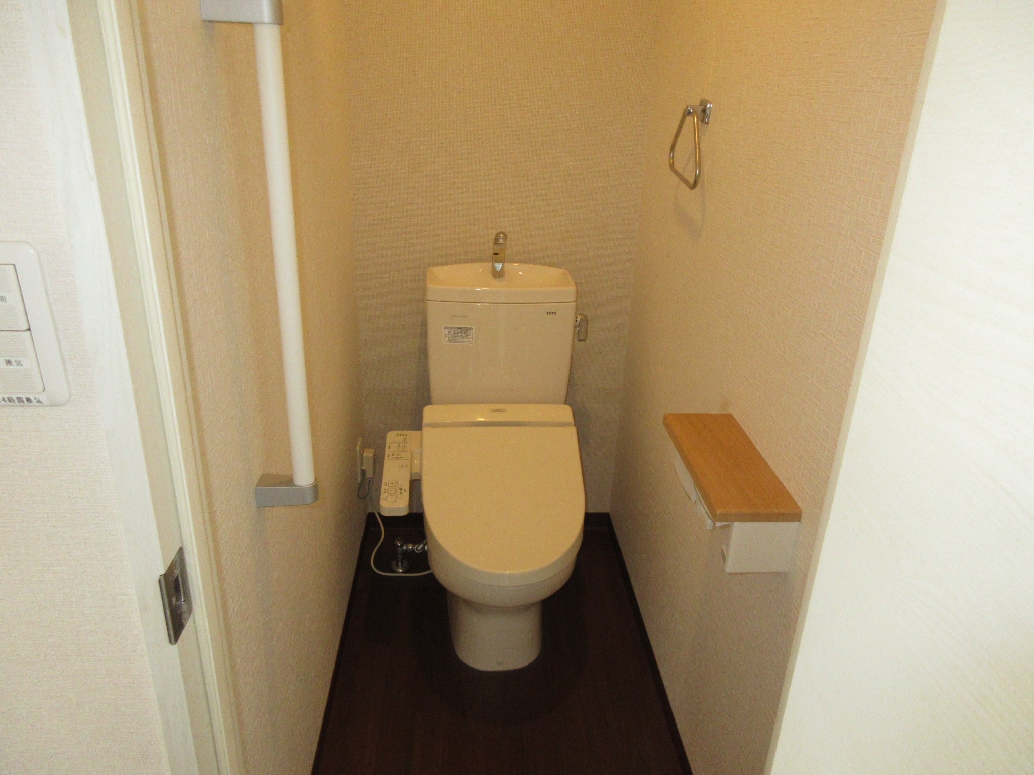 近鉄南大阪線 北田辺駅 徒歩4分 7階建 築10年のトイレ写真