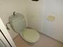 トイレ　清潔感のあるトイレですね。