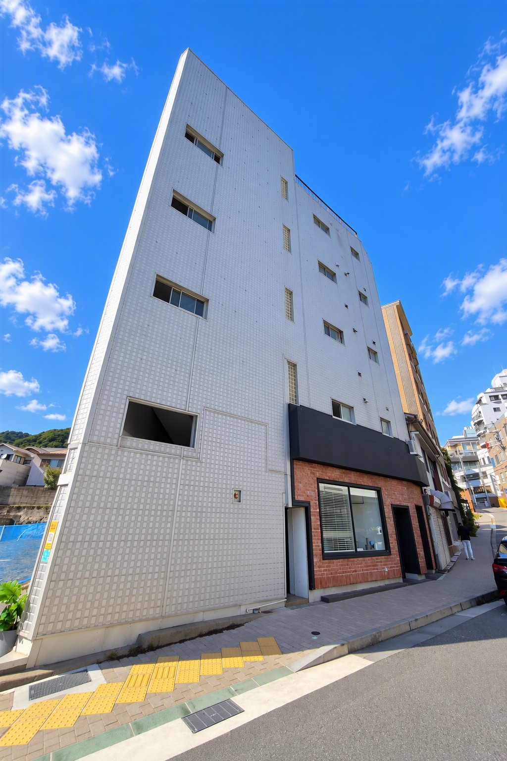 ＪＲ東海道本線 三ノ宮駅 徒歩7分 築58年