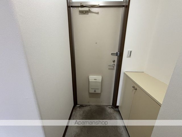 プラッツクロベの玄関写真