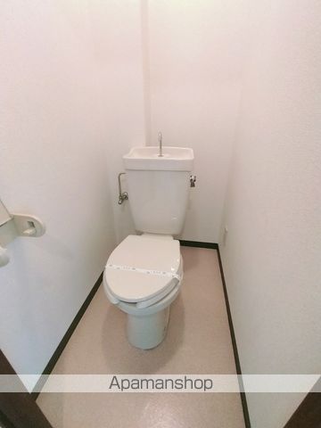 地下鉄長堀鶴見緑地線 蒲生四丁目駅 徒歩6分 4階建 築38年のトイレ写真