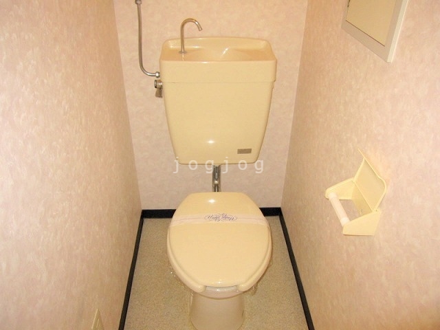 トイレ　同間取別号室の写真となります。