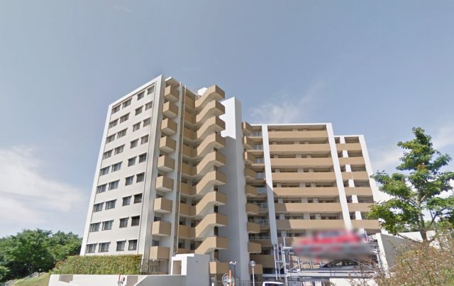 横浜市金沢区能見台のマンションの建物外観