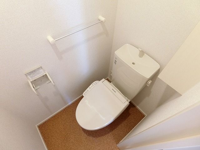 【常陸太田市内堀町のアパートのトイレ】