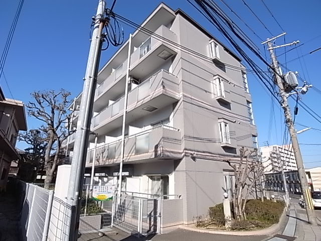 【ユースパレス佐野の建物外観】