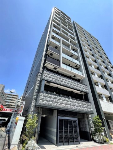 【名古屋市東区代官町のマンションの建物外観】