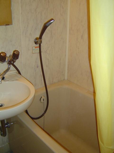 バス・シャワールーム　現状優先となります