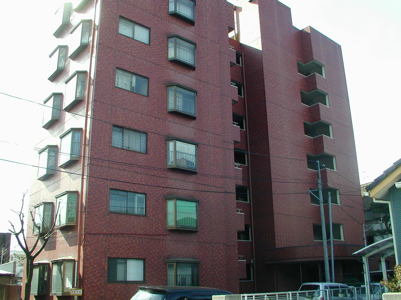 キャピタルハイツの建物外観