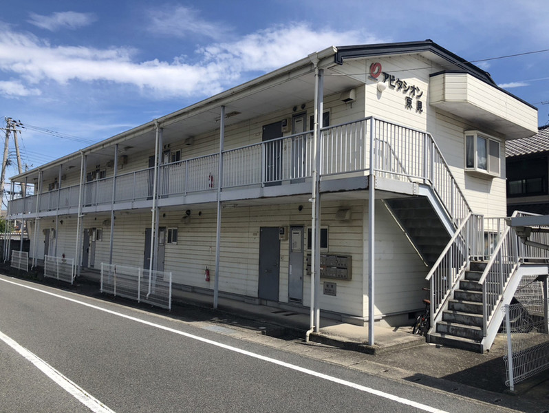 アビタシオン京見の建物外観