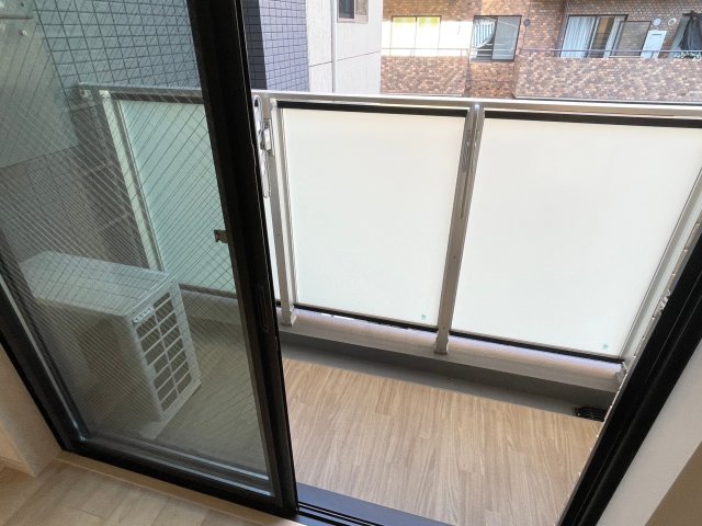 【新宿区新小川町のマンションのバルコニー】