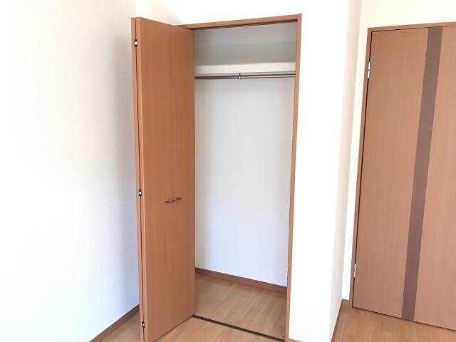 収納　クローゼット