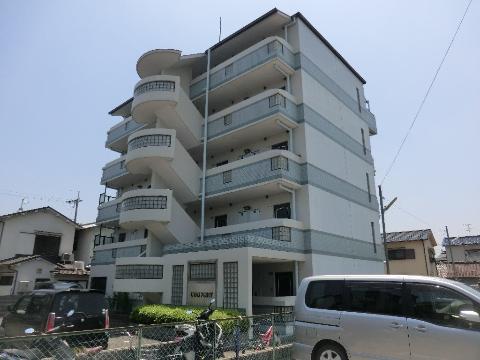 茨木市駅前２