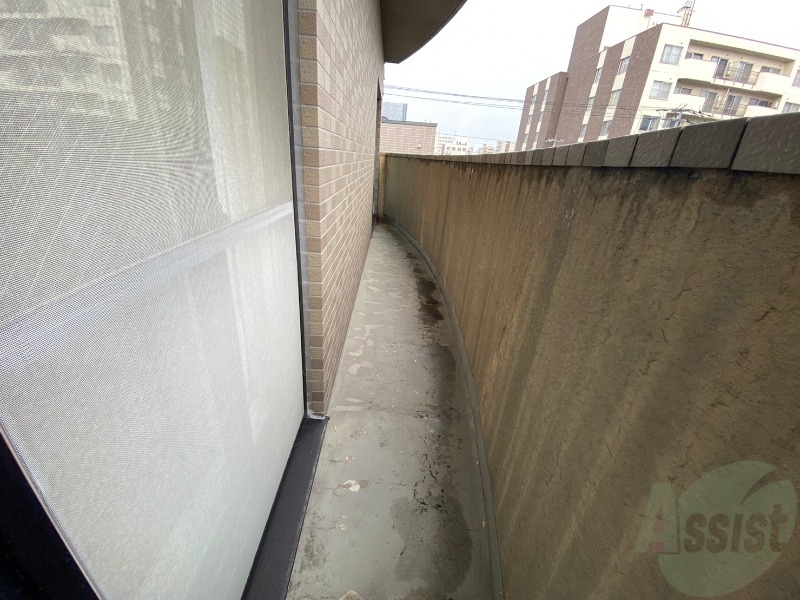 バルコニー　バルコニーが付いていますので一息ついてみてはいかがですか。