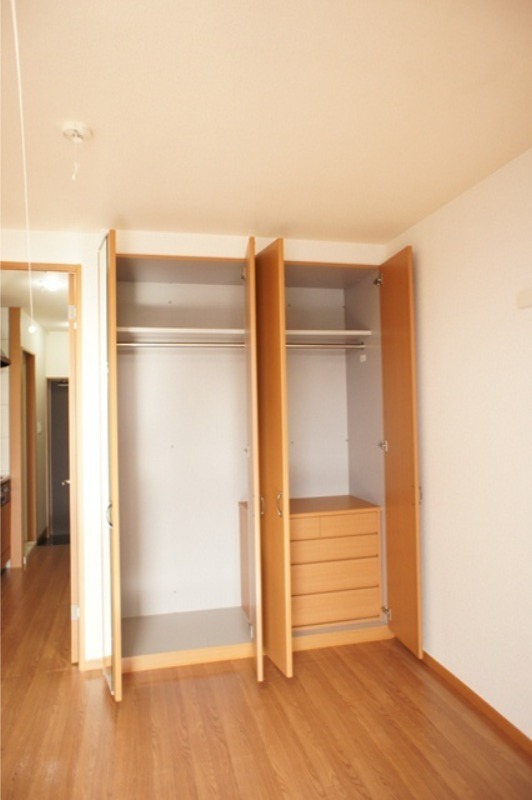 収納　図面と現状に相違がある場合には現状を優先