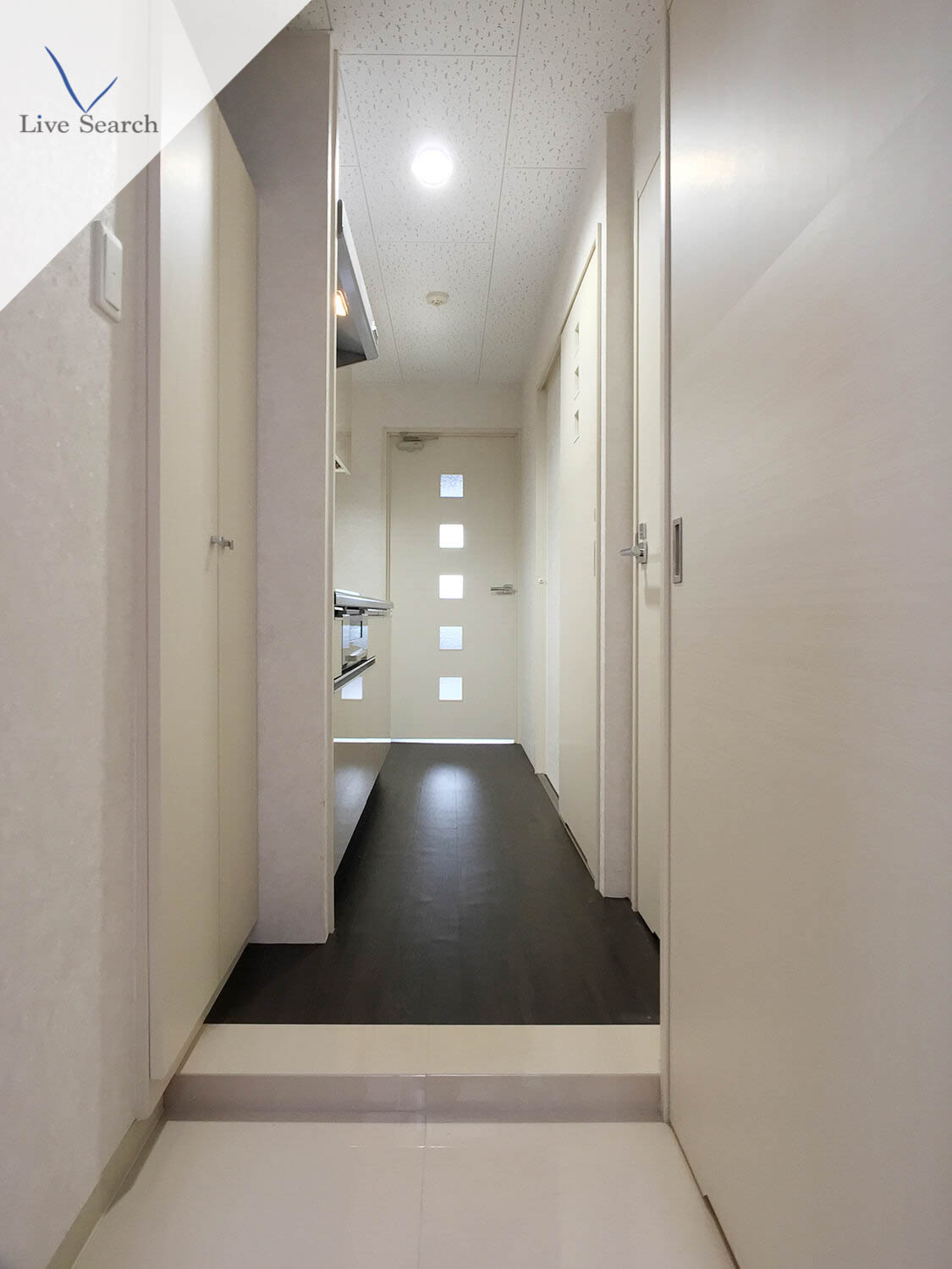 玄関　ゆったりとした玄関です