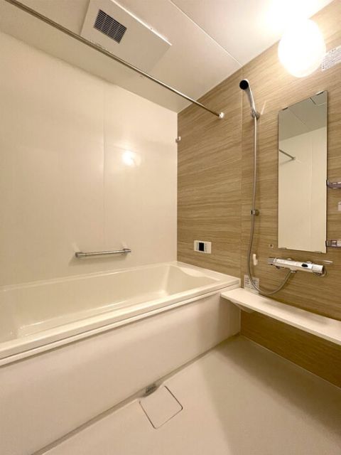 バス・シャワールーム