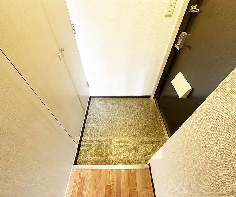 玄関　大きな段差がありません