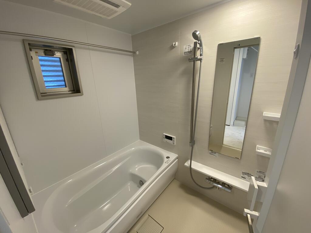 バス・シャワールーム　前回時の写真です。現況優先します。