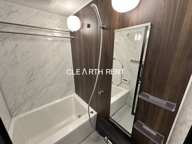 バス・シャワールーム　24時間換気機能付浴室暖房・換気・乾燥機/追い焚き機能付き