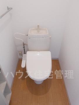 トイレ　シャワー付トイレ