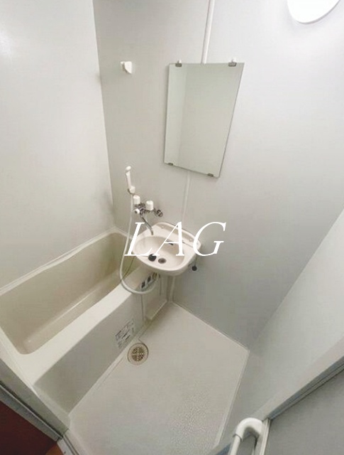 バス・シャワールーム　お風呂です。