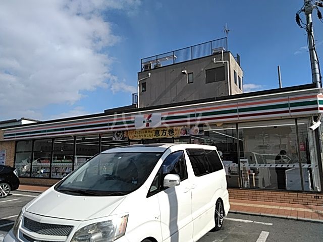 コンビニ　セブンイレブン 高槻唐崎北店（コンビニ）まで312m