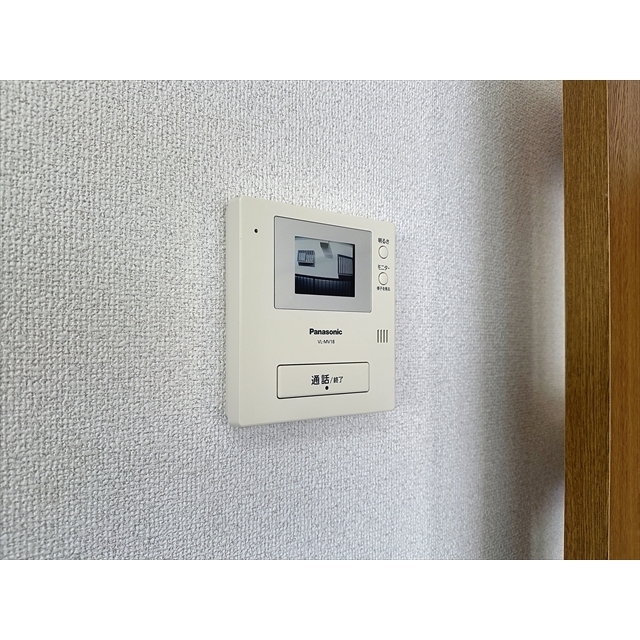 セキュリティ　来客はモニターで確認できます