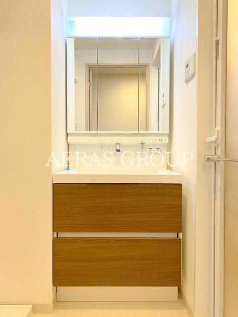 洗面設備　同仕様